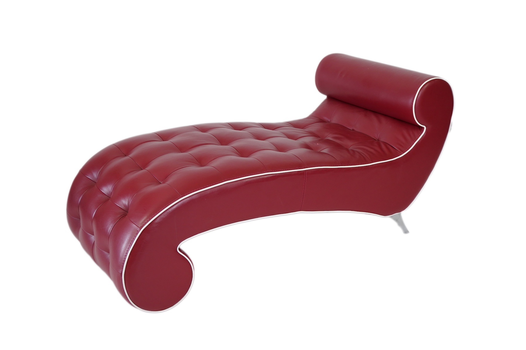 Vavicci for Flavien Cortes: An 'Adagio' Italian leather chaise longue